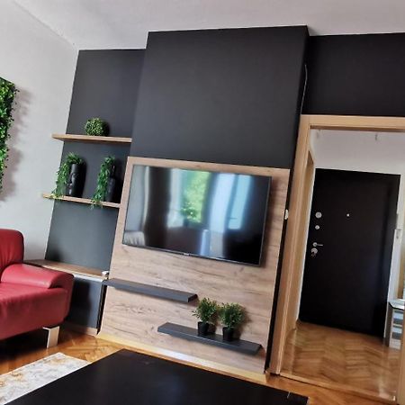 Apartman Wolf Varazdin Bagian luar foto